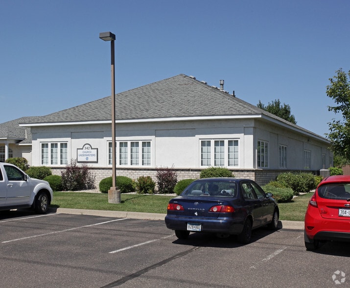 More Photos Of 342 County Road D E, Little Canada Office For Sale
