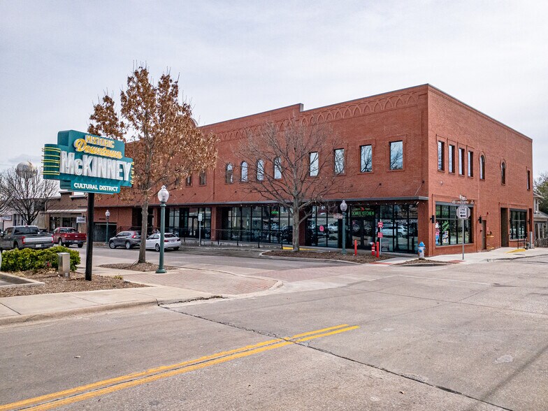 Primary Photo Of 205 W Louisiana St, McKinney Office For Lease
