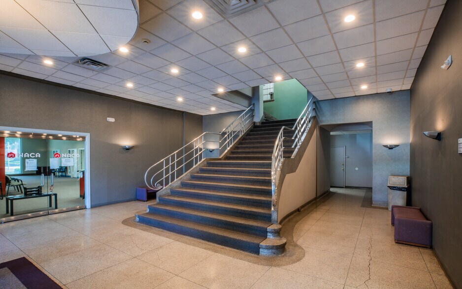 More Photos Of 1300 Hampton Ave, Saint Louis Office For Lease