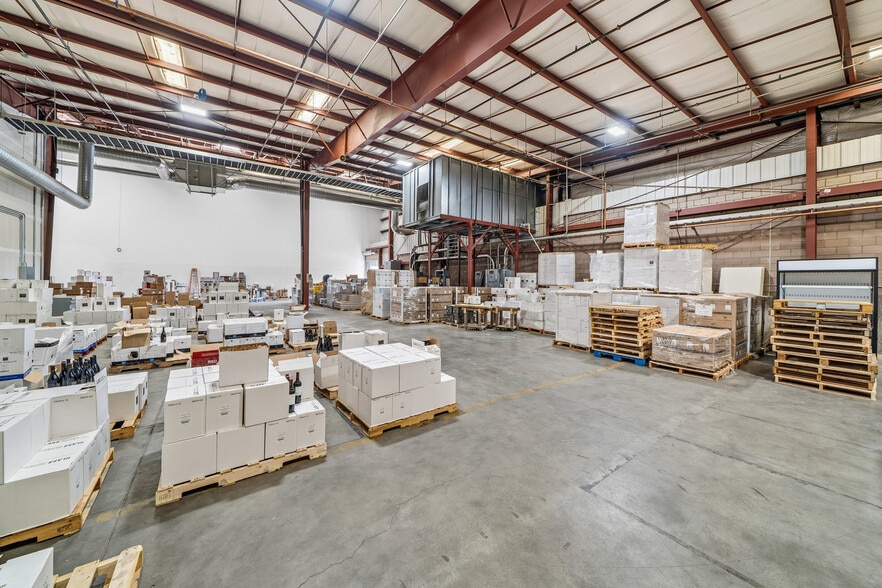 More Photos Of 1650 Ramada Dr, Paso Robles Manufacturing For Lease