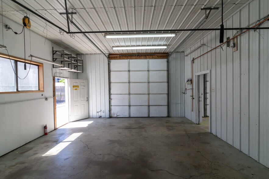 More Photos Of 525 Michigan Ave, Missoula Warehouse For Sale