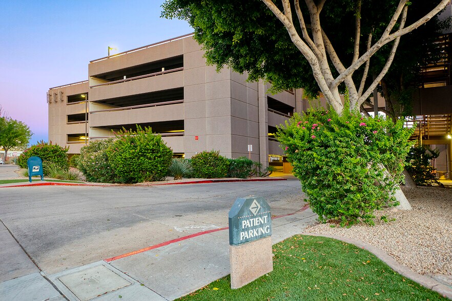 More Photos Of 1331 N 7th St, Phoenix Medical For Lease