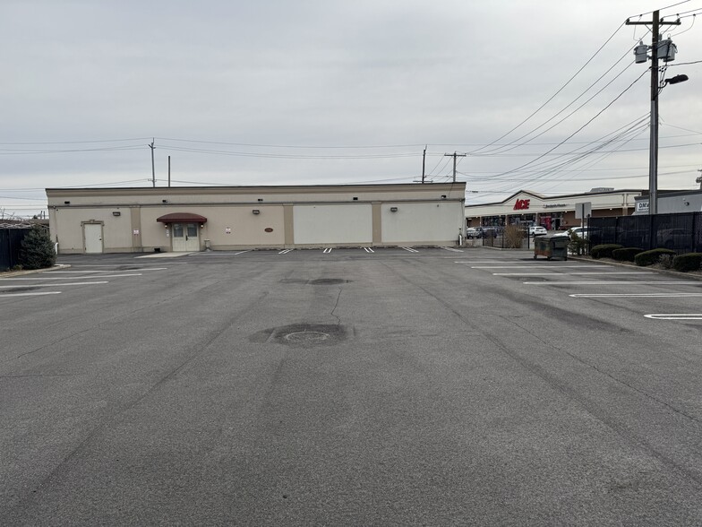 More Photos Of 3930 Long Beach Rd, Island Park Funeral Home For Sale