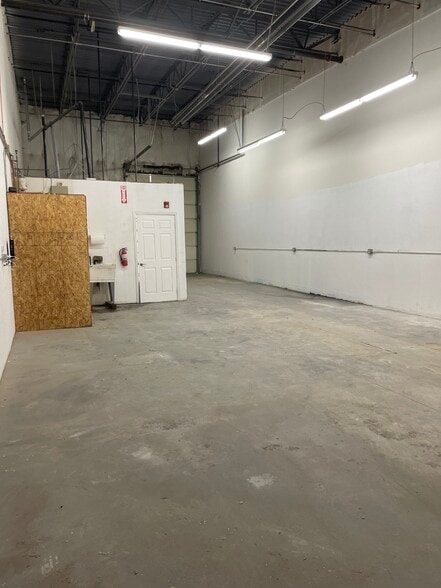 More Photos Of 7223 W 118th Pl, Broomfield Light Distribution For Lease