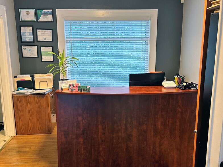 More Photos Of 3515 NE 43rd Ave, Portland Office Residential For Lease