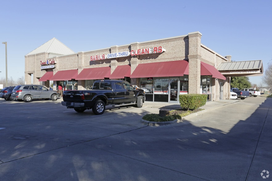 More Photos Of 1921 E Hebron Pky, Carrollton Storefront Retail Office For Sale