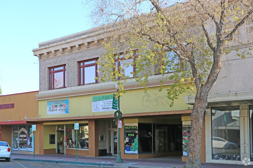 Primary Photo Of 138-142 S K St, Tulare Storefront Retail Office For Lease