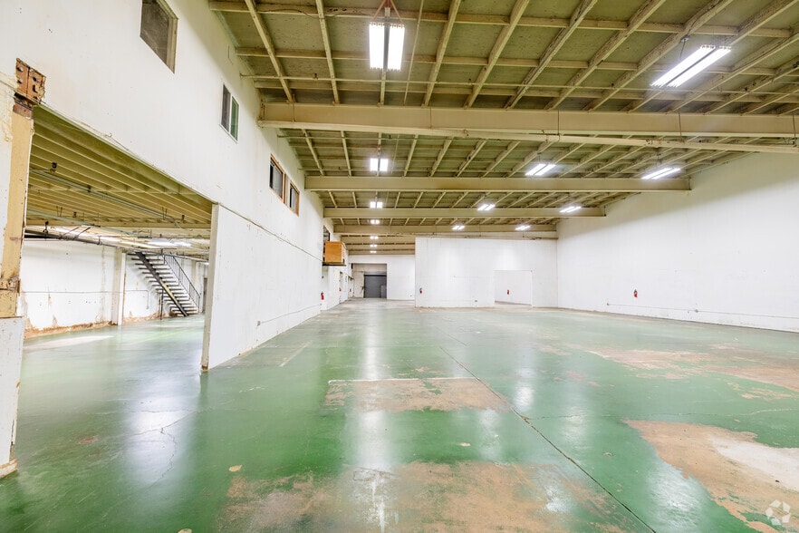 More Photos Of 217 Harbour Way, Richmond Warehouse For Lease