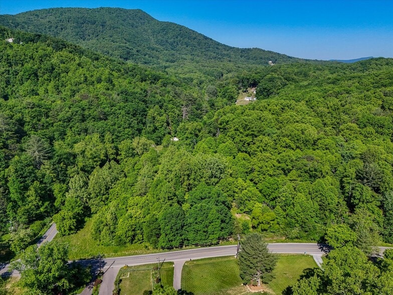 More Photos Of 0 Merriman Rd, Roanoke Land For Sale