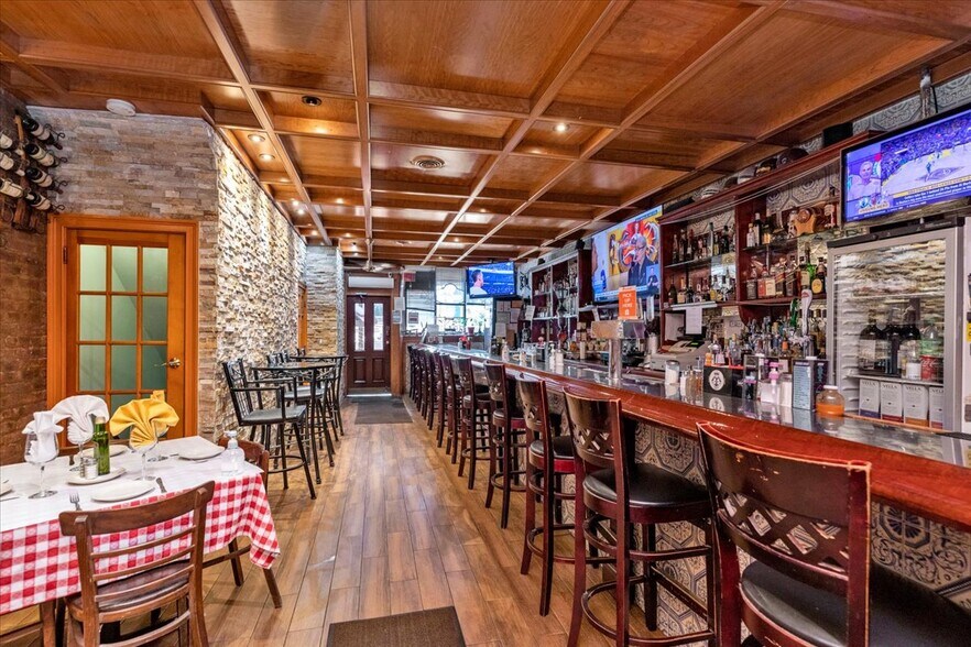 Primary Photo Of 9529 Sutphin Blvd, Jamaica Restaurant For Sale