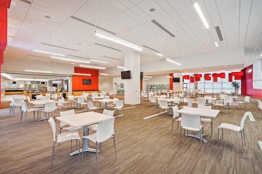 More Photos Of 671 S High St, Columbus Office For Lease