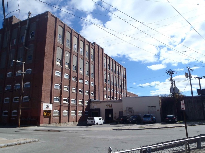 Primary Photo Of 209 Weeden St, Pawtucket Manufacturing For Lease