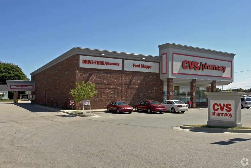 More Photos Of 2375 28th St SW, Wyoming Drugstore For Lease