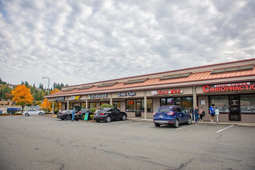 More Photos Of 6917-6979 Coal Creek Pky SE, Newcastle General Retail For Lease