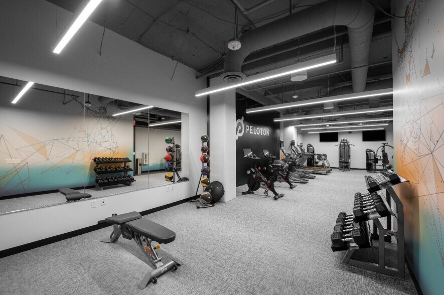 More Photos Of 1250 Connecticut Ave NW, Washington Office For Lease