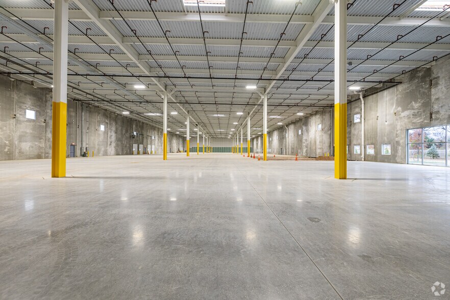 More Photos Of 730 Walnut Ave, Cranford Warehouse For Lease