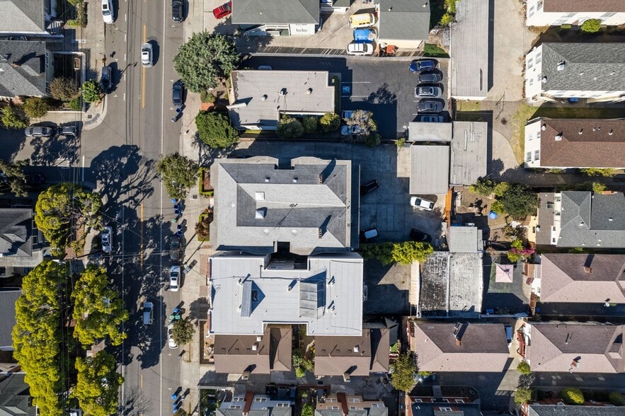 More Photos Of 739 Santa Clara Ave, Alameda Apartments For Sale