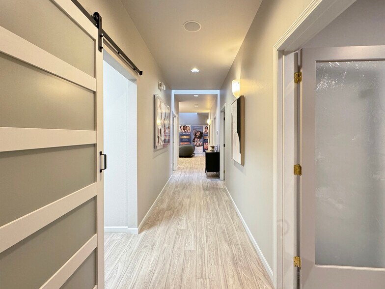 More Photos Of 542-544 N 5th Ave, Sequim Medical For Lease