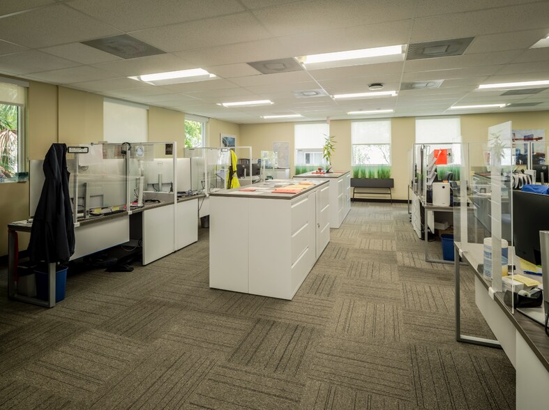 More Photos Of 521 NE 4th Ave, Fort Lauderdale Office Residential For Sale