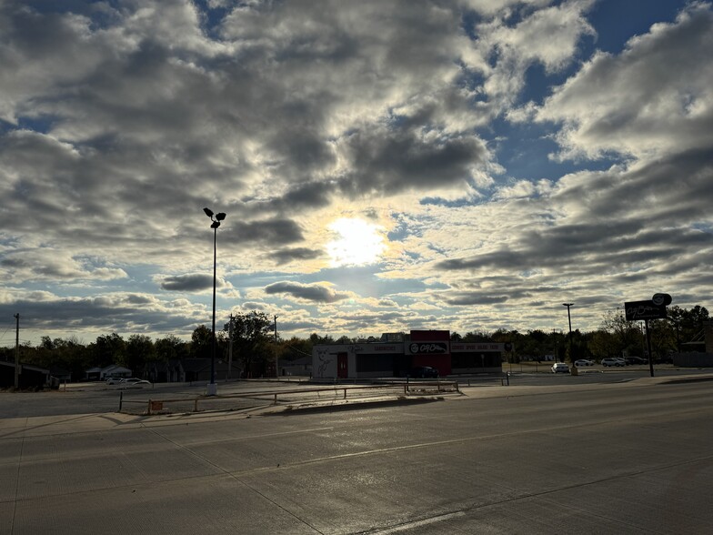 More Photos Of 2613 N Kickapoo Ave, Shawnee Land For Sale