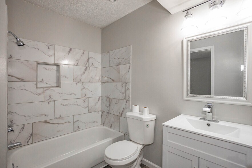 More Photos Of 3108 Eaton St, Kansas City Multifamily For Sale