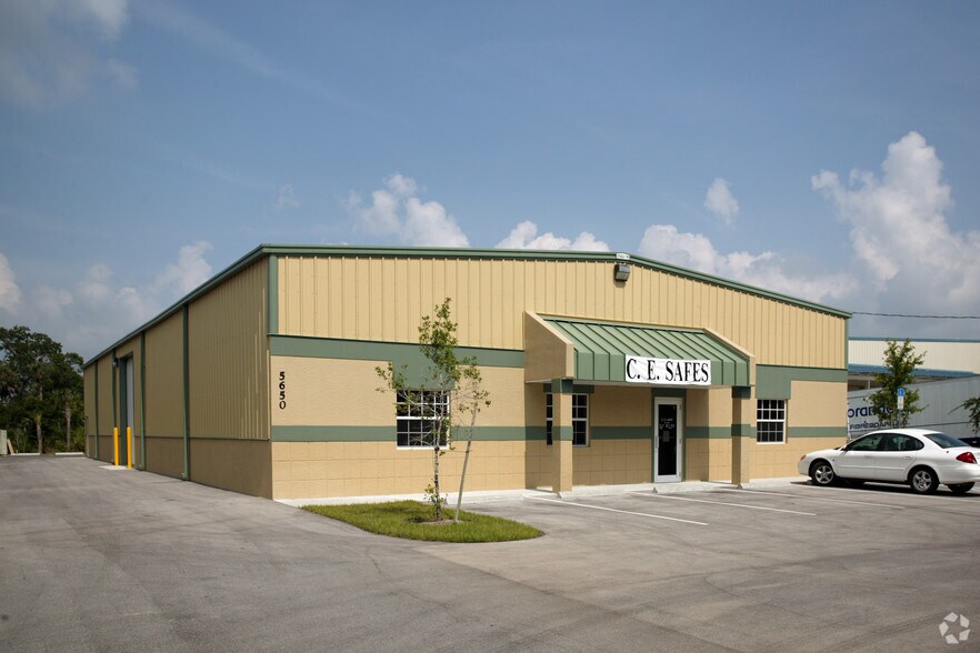 More Photos Of 5650 ZIP Dr, Fort Myers Warehouse For Lease