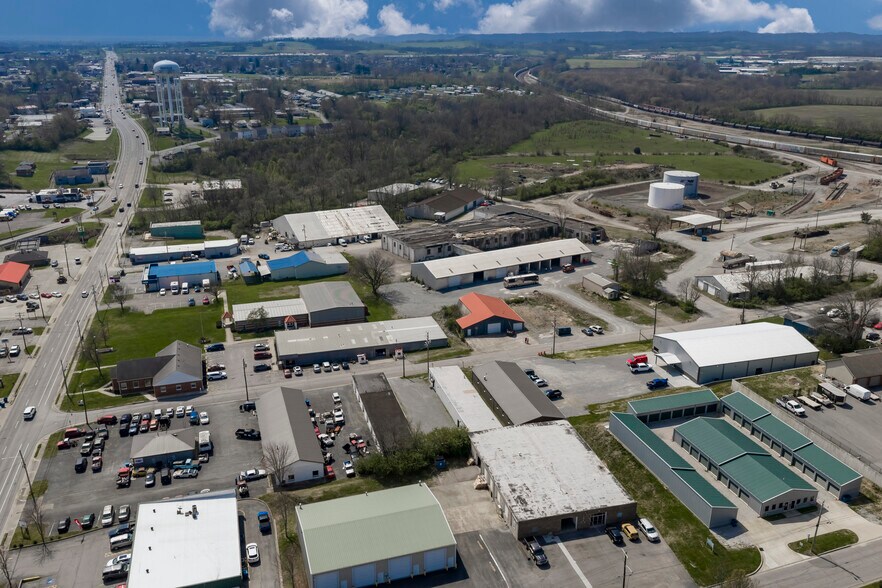 More Photos Of 422 Fryes Ln, Danville Sports And Entertainment For Sale