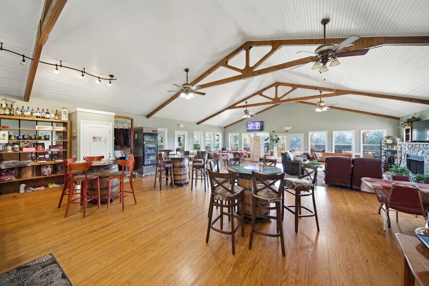 More Photos Of 1650 Dusty Rd, Newberry Winery Vineyard For Sale