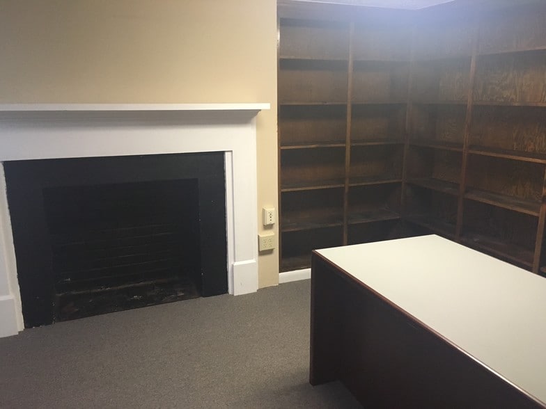 More Photos Of 9064 Courthouse Rd, Spotsylvania Office For Lease