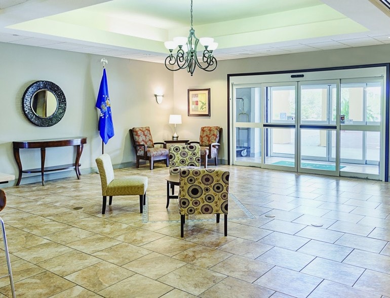 More Photos Of 957 Cedar Lake Rd, Biloxi Hotel For Sale