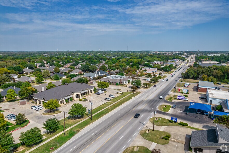 More Photos Of 104-106 Grapevine Hwy, Hurst Medical For Lease