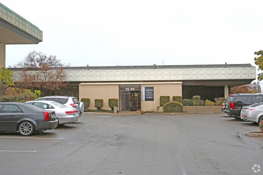 More Photos Of 1535 E Shaw Ave, Fresno Office For Sale
