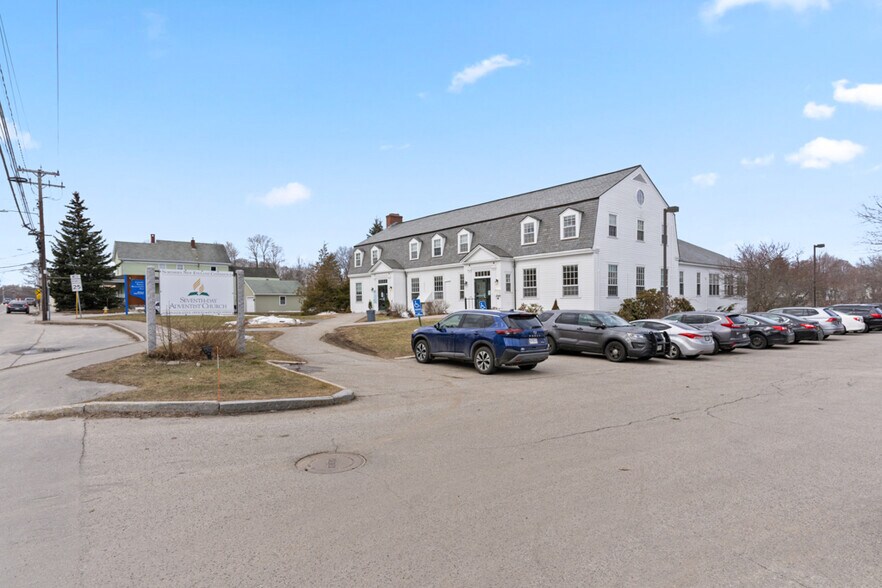 More Photos Of 479 Main St, Westbrook Public Library For Sale