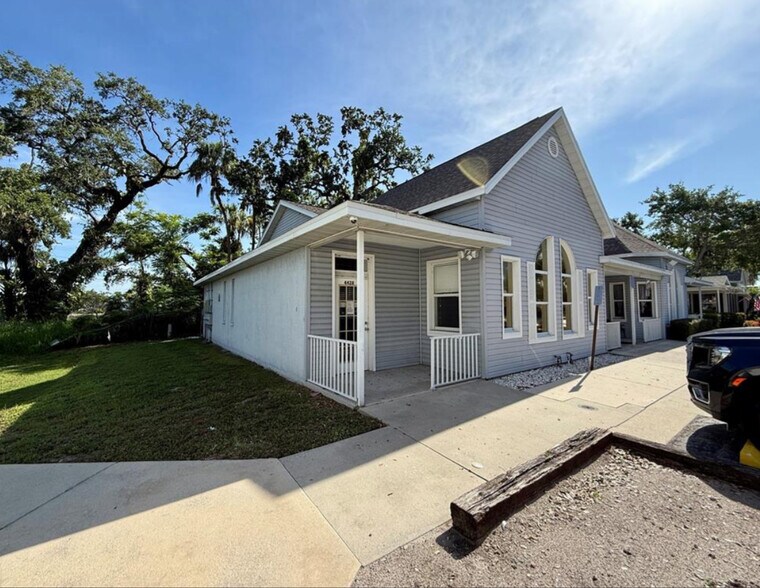 More Photos Of 4426-4428 5th W st, Bradenton Medical For Sale