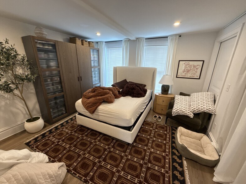 More Photos Of 122 State St, Harrisburg Apartments For Sale