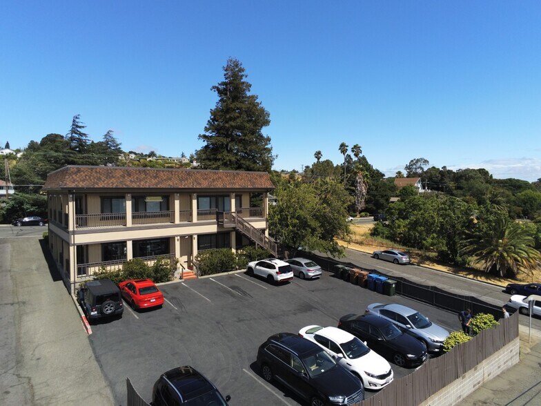 More Photos Of 302-308 Military, Benicia Medical For Sale
