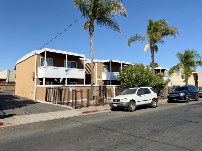 Primary Photo Of 1127 Virginia Ln, Concord Apartments For Sale