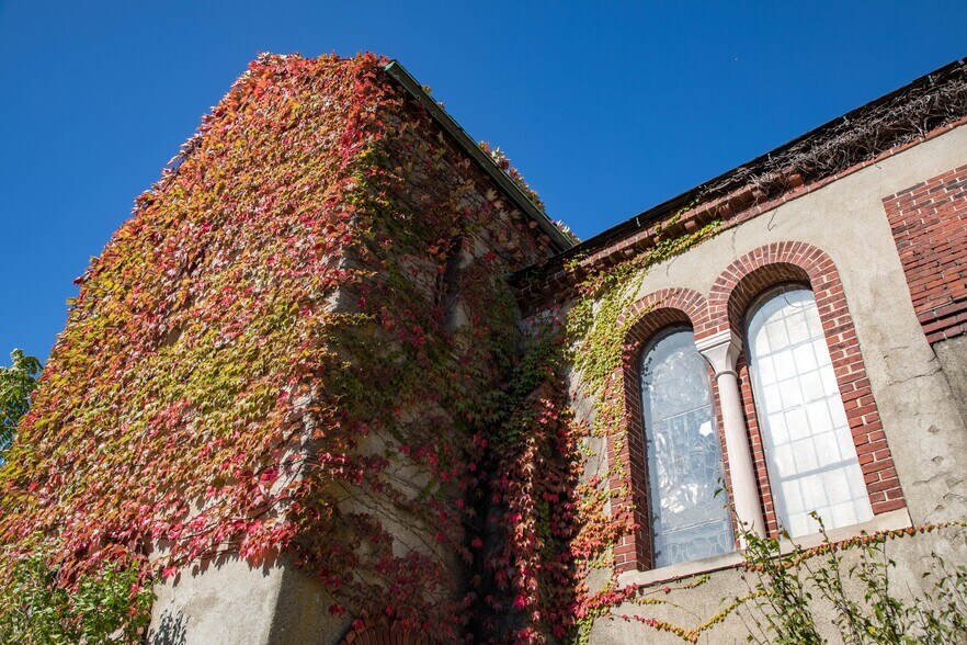 More Photos Of 125 Highland Ave, Somerville Religious Facility For Lease