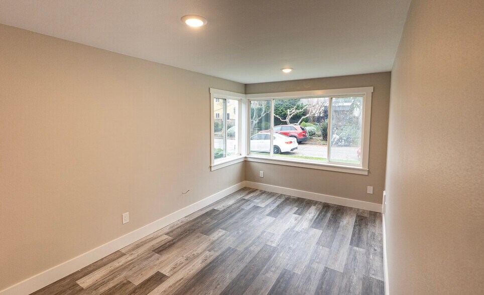 More Photos Of 3035 64th Ave SW, Seattle Apartments For Sale