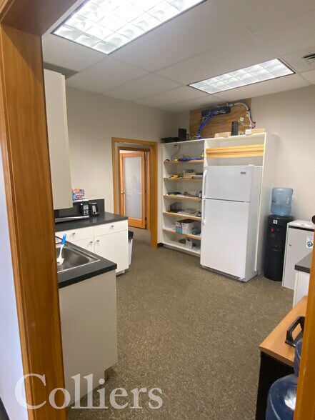 More Photos Of 2541 N Stokesberry Pl, Meridian Office For Lease