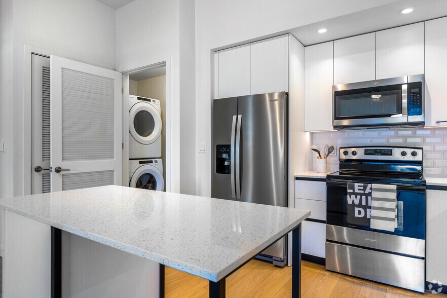 More Photos Of 8205 Commerce, Miami Lakes Apartments For Lease
