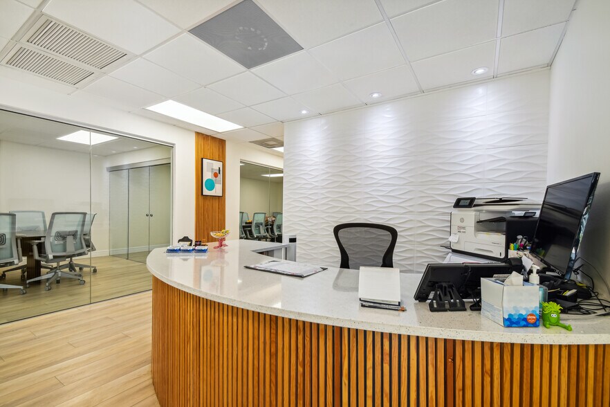 More Photos Of 1401 E 22nd Ave, Tampa Office For Lease