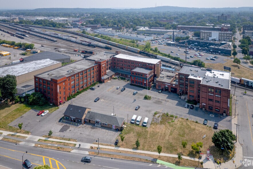 More Photos Of 410 Goodman St N, Rochester Industrial For Sale