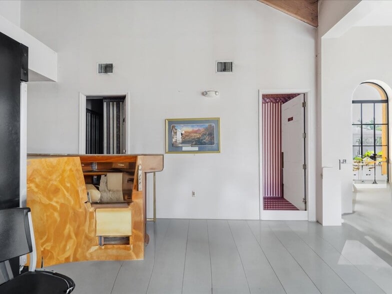 More Photos Of 4630 Palm Beach Blvd, Fort Myers Religious Facility For Sale