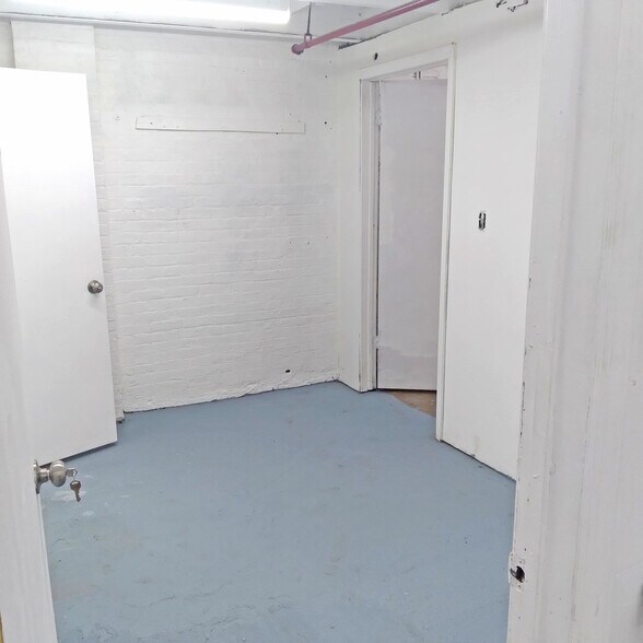 More Photos Of 9 53rd St, Brooklyn Manufacturing For Lease