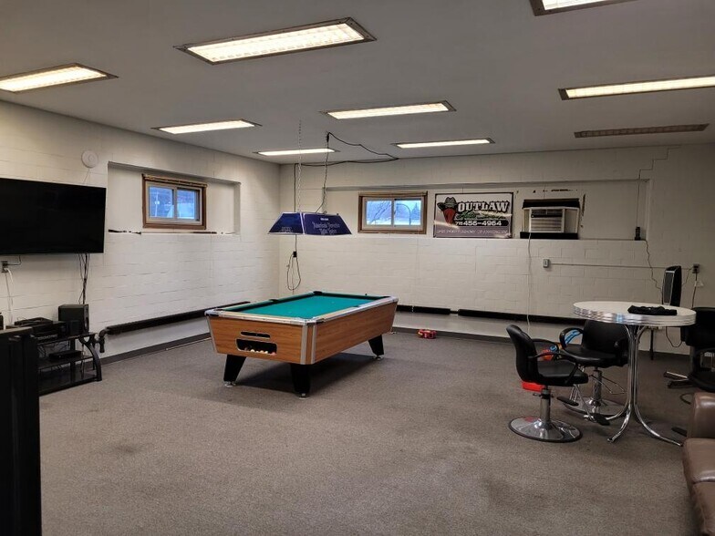 More Photos Of 559 N Hastings Way, Eau Claire Research And Development For Sale