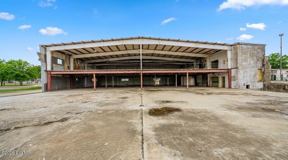 More Photos Of 302 N Trenton St, Rutherford Warehouse For Sale