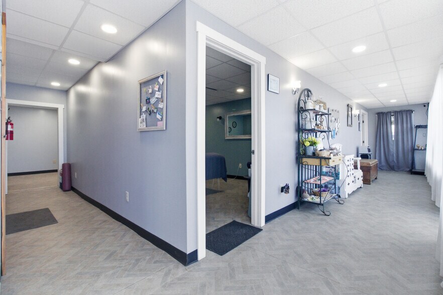 More Photos Of 1081 & 1083 Front St, Philipsburg Flex For Sale