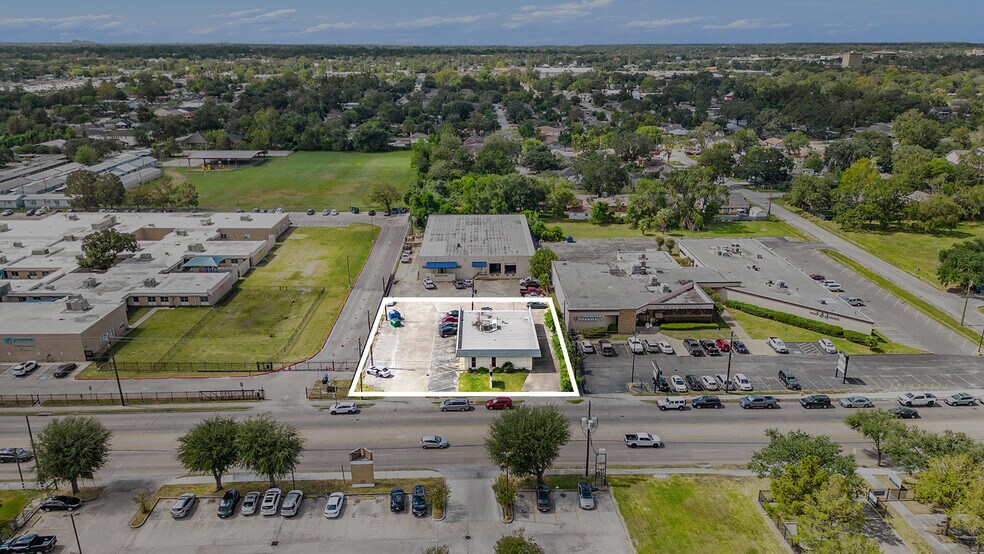 More Photos Of 6031 Airline Dr, Houston Medical For Sale