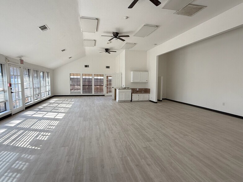 More Photos Of 1935 Old Denton Rd, Carrollton Daycare Center For Sale